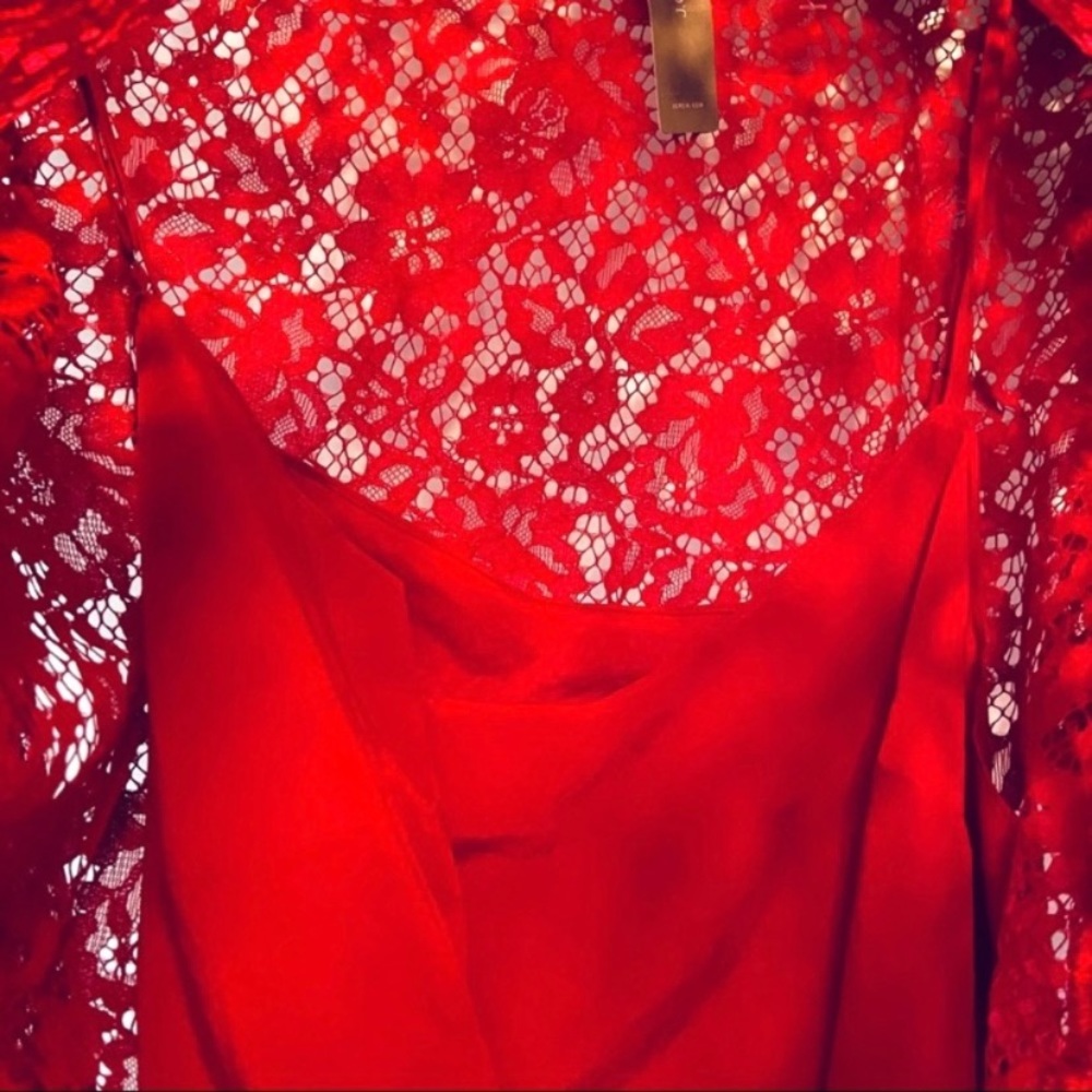 NWT J. Crew Mockneck Top in Red Floral Lace - Picture 9 of 11